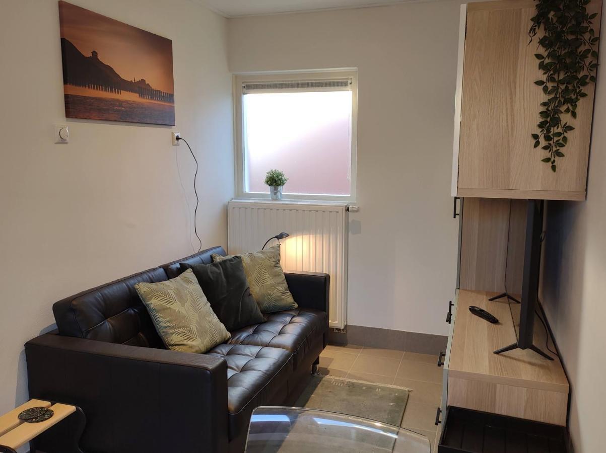 Tiny Studio Batavia Adults Only Bed By The Sea 韦斯特卡佩勒 外观 照片